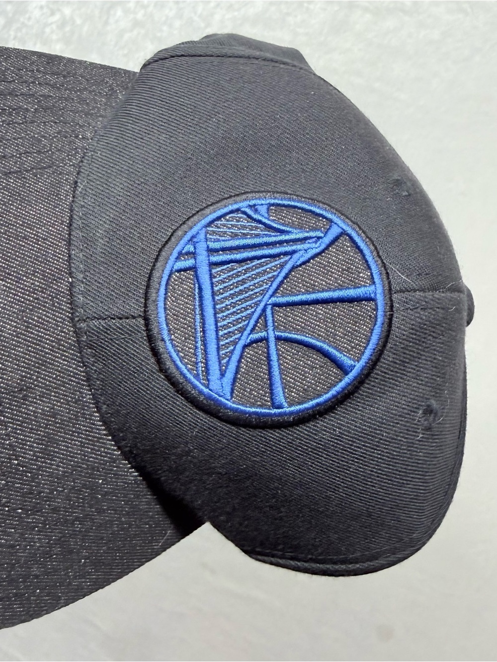 Golden State warriors Mitchell and Ness Black NBA Cap Blue Embroidered Bridge - Picture 4 of 5